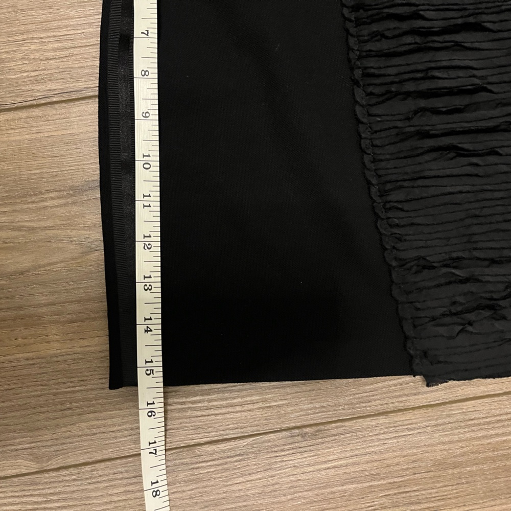 Alessandro Dell'Acqua Black Mini Skirt with Front Ruffle Panel 40 - Picture 8 of 8